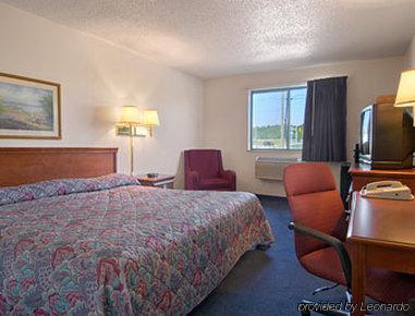 Super 8 By Wyndham Beckley Hotel Exterior photo